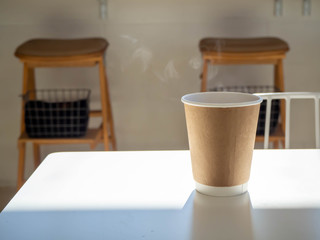 カフェで飲むホットドリンク