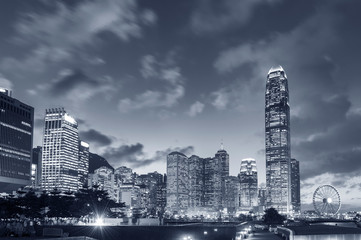 Fototapeta premium Skyline of downtown of Hong Kong city at dusk