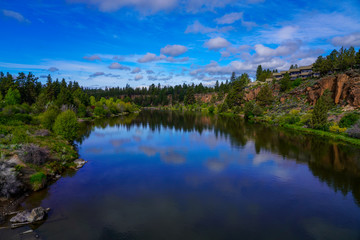 Fototapeta na wymiar Reflections in the River - Oregon