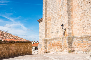 Obraz premium Picturesque square in the medieval town of Lerma, Spain