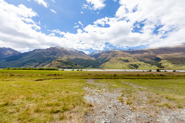 絶景　ニュージランド　旅行のイメージ　老後のリラックスな生活
