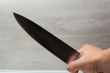hand with knife
