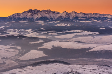 Pieniny Mountains winter view from Trzy Korony Peak, Poland © PawelUchorczak