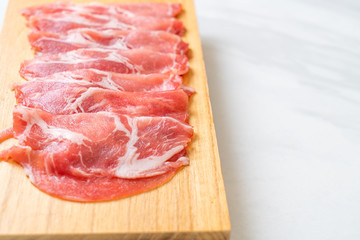 sliced collar pork raw