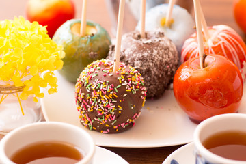 カラフルなりんごアメ