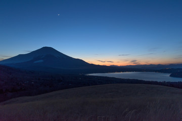 夕焼けの富士山