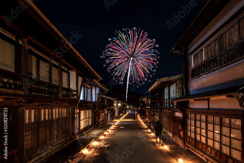 花火大会は 日本の夏の風物詩です Wall Mural Wallpaper Murals Lastpresent 花火大会は 日本の夏の風物詩です Wall Mural Wallpaper Murals Lastpresent