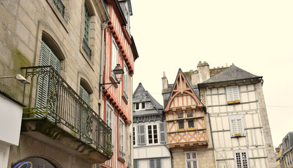 Quimper sa magnifique cathédrale et ses maisons à colombage