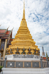 Fototapeta premium Prasat Phra Thep Bidon, Royal Palace in the center of Bangkok ( The Grand Palace ) Thailand