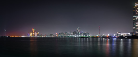 Fototapeta na wymiar Skyscrapers in Abu Dhabi Skyline