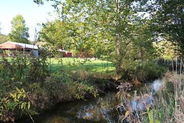 river country farm red barn