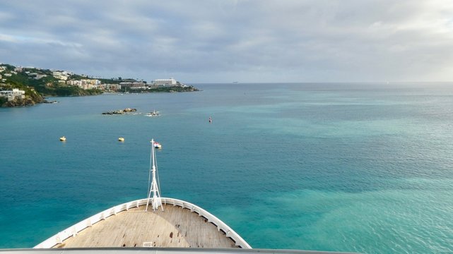 Departing St Thomas USVI In The Beautiful Blue Green Waters Of The Caribbean Sea