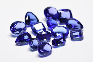 tanzanite facet cut gemstones