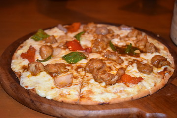 pizza with mushrooms and cheese