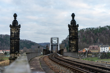 Br&uuml;cke