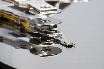 Schreib/Lesekopf einer Festplatte