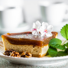 Layer of tamarind on a cheesecake