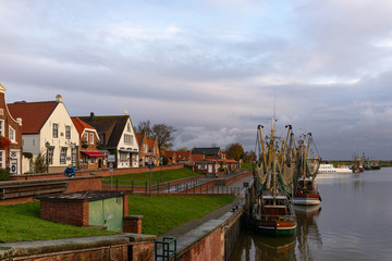 Obraz premium Fischerhafen in Greetsiel