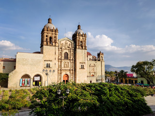 Fototapeta na wymiar Old Church in San. Cristobal, Mexico