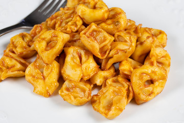 Tortellini cuisiné à la sauce tomate