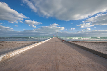 El Cuyo Port Vanishing Point in the morning