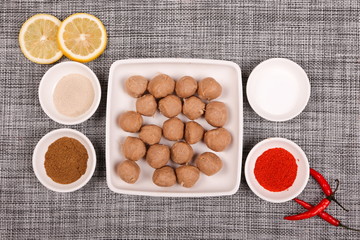 The fresh beef balls are put together with some seasoning. It is used as a ingredient of hot pot