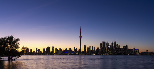 Fototapeta na wymiar Toronto Skyline Panorama