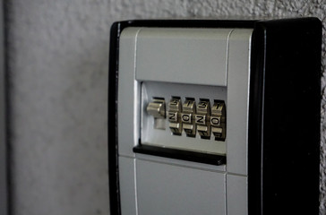 Key locker used to store the key of a tourist apartment. The safe lock is used when the guest arrives to the touristic flat and the host can't open the door. Enter a 4-digits code to get the keys.