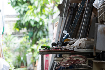 Equipment and natural storage zone next to the house