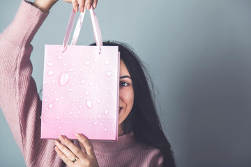 Fototapeta na wymiar happy woman hand shopping bag