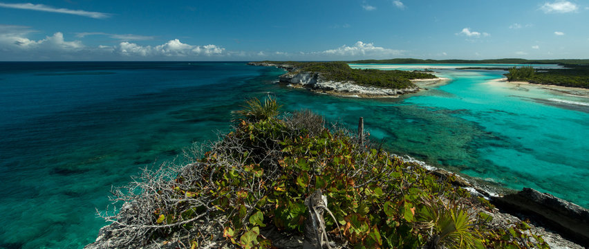 Columbus Point Long Isand, Bahamas