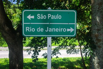 A road green sign to São Paulo and Rio de Janeiro