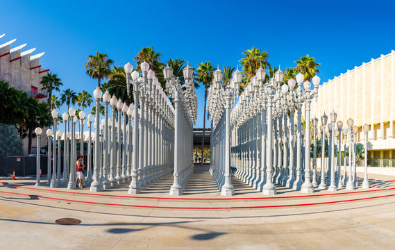 'Urban Light' - a large-scale assemblage sculpture by Chris Burden at the Los Angeles County Museum of Art. The installation consists of 202 restored street lamps.