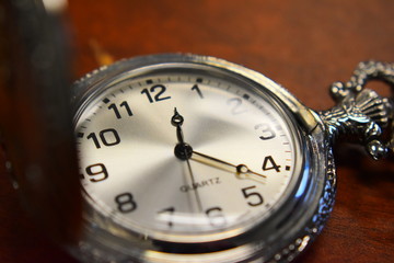 Naklejka premium old pocket watch