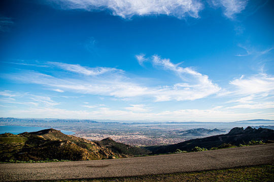 paisaje natural, nubes, cielo, monta&ntilde;as, camino, ciudad,