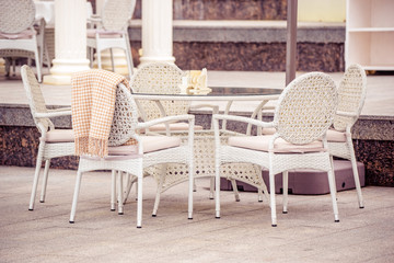 white wicker rattan furniture