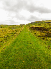 Obraz premium Road in the Hills