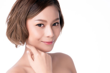 Obraz na płótnie Canvas Portrait beautiful young asian woman clean fresh bare skin concept. Asian girl beauty face skincare and health wellness, Facial treatment, Perfect skin, Natural makeup, on white background,two
