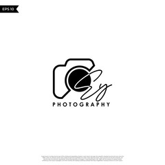 Initial Letter EY with camera. Logo photography simple luxury vector.