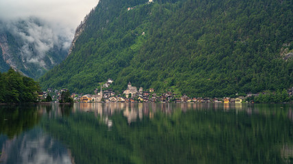 Obraz premium Hallstatt am Hallstättersee 