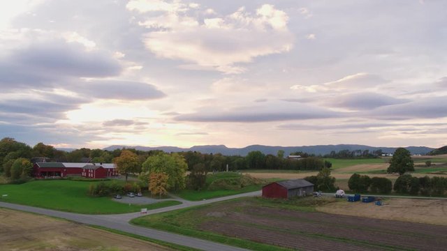 Tinghaugen at Frostatinget in Frosta