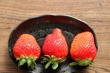 フルーツ　いちご　ジューシー　かわいい