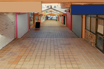 Galería comercial abandonada. Mallorca (España)