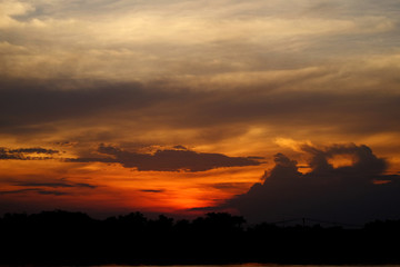 Fototapeta premium landscape view at sky sunset