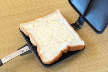 ホットサンドの作る途中の状態
