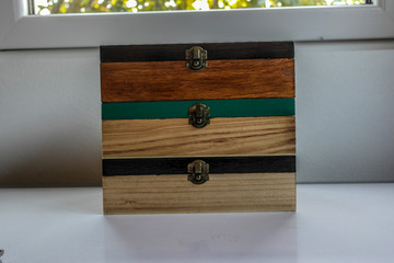 Box for watches and jewleryes