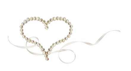 Freshwater pearls in a heart shape frame and a waved satin ribbon
