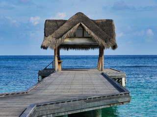 Fototapeta premium Footbridge into the sea - Kuramathi Maldives