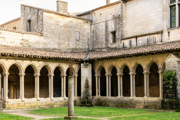 Fototapeta na wymiar Collegiate Church of Saint Emilion. Medieval architecture. Aquitaine, France, Europe