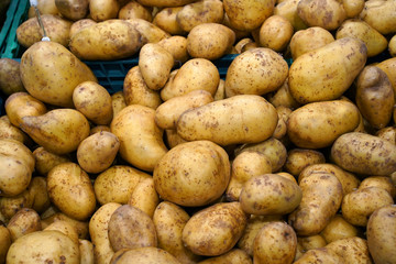 fresh potatoes at the market